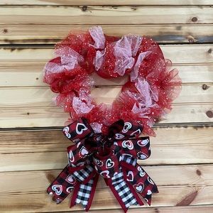 Small pink and red heart shaped wreath